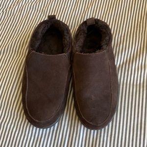 Memory foam slippers